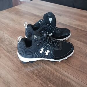 Under Armour Kids Black Athletic Shoes